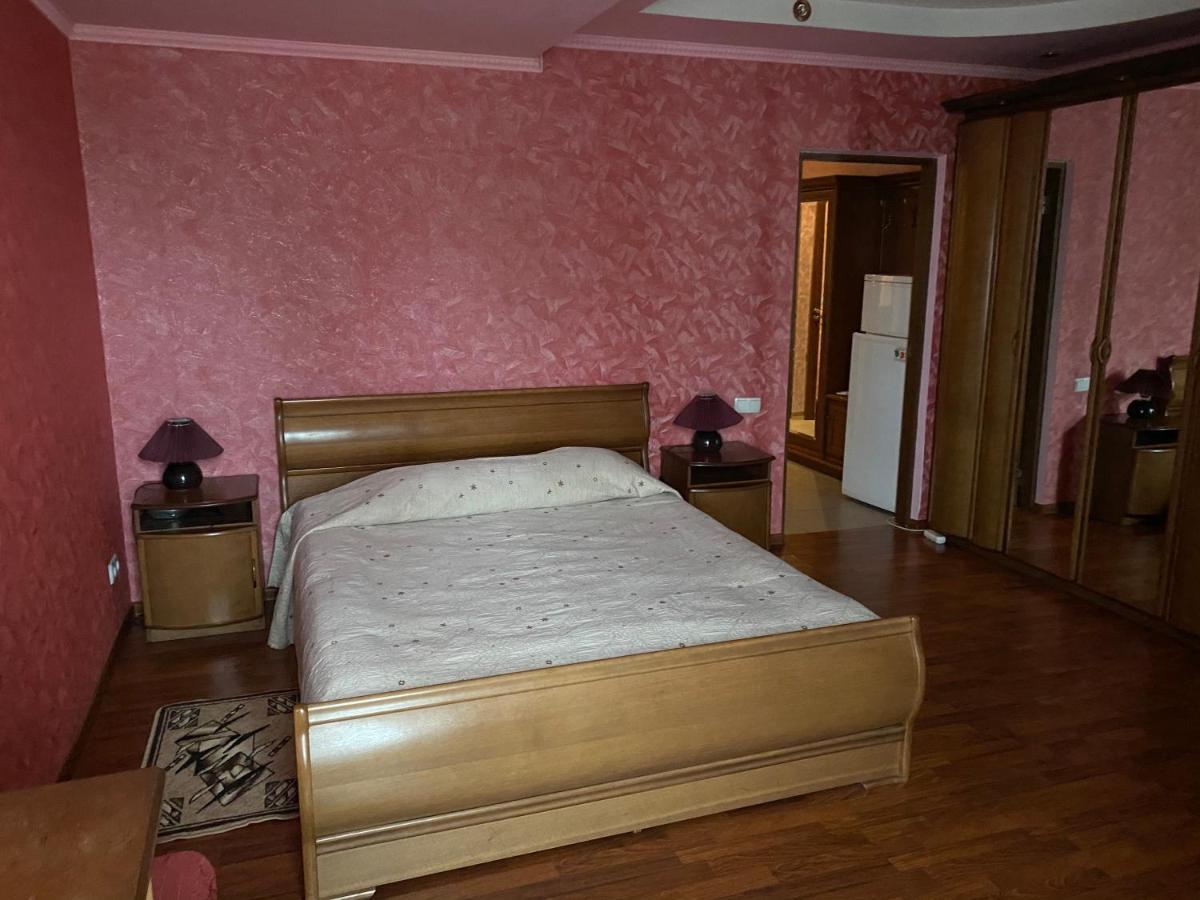 Гостинний Маєток Hotell Myla Eksteriør bilde