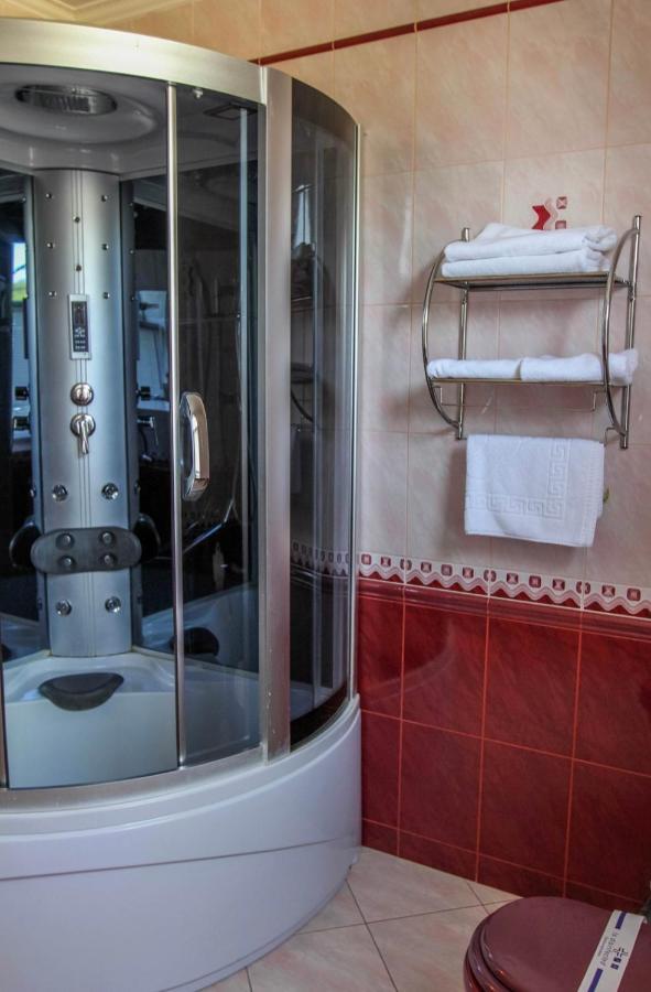 Гостинний Маєток Hotell Myla Eksteriør bilde