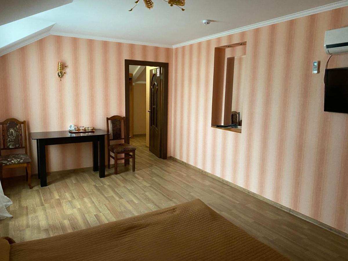 Гостинний Маєток Hotell Myla Eksteriør bilde