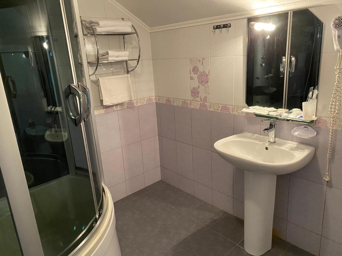 Гостинний Маєток Hotell Myla Eksteriør bilde